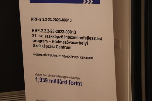 2cba1404-cd0c-4720-b104-7cd559ccda83.jpg